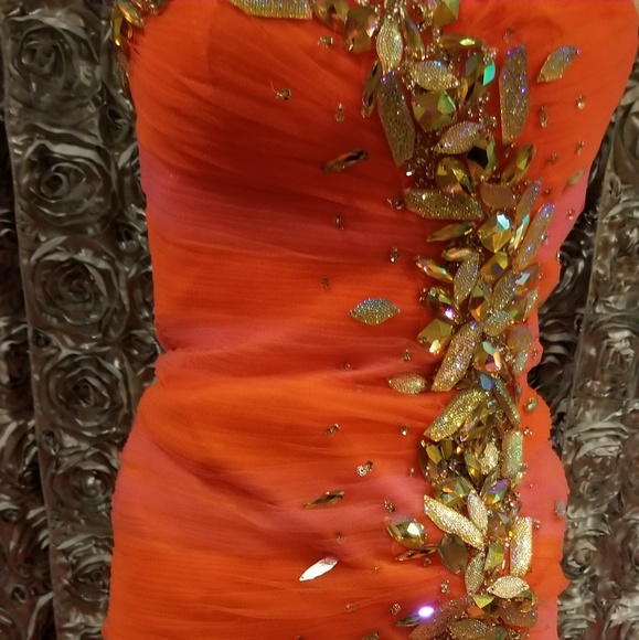 Formal Gown - Picture 2 of 3